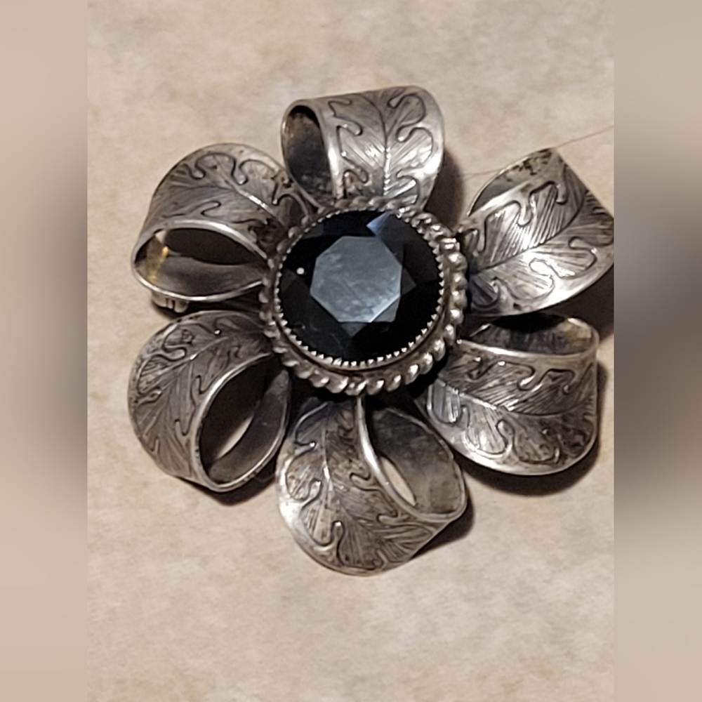 Vintage Danecraft Brooch Sterling Silver & Hematite - Picture 4 of 6